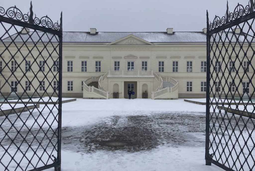 The snowy gardens of Herrenhausen, the workshop venue.